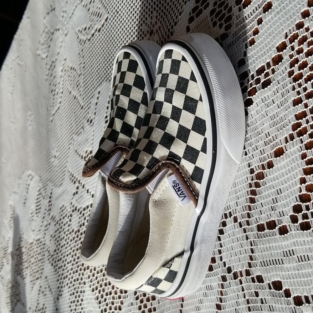 Kids Checkered Slip on Vans